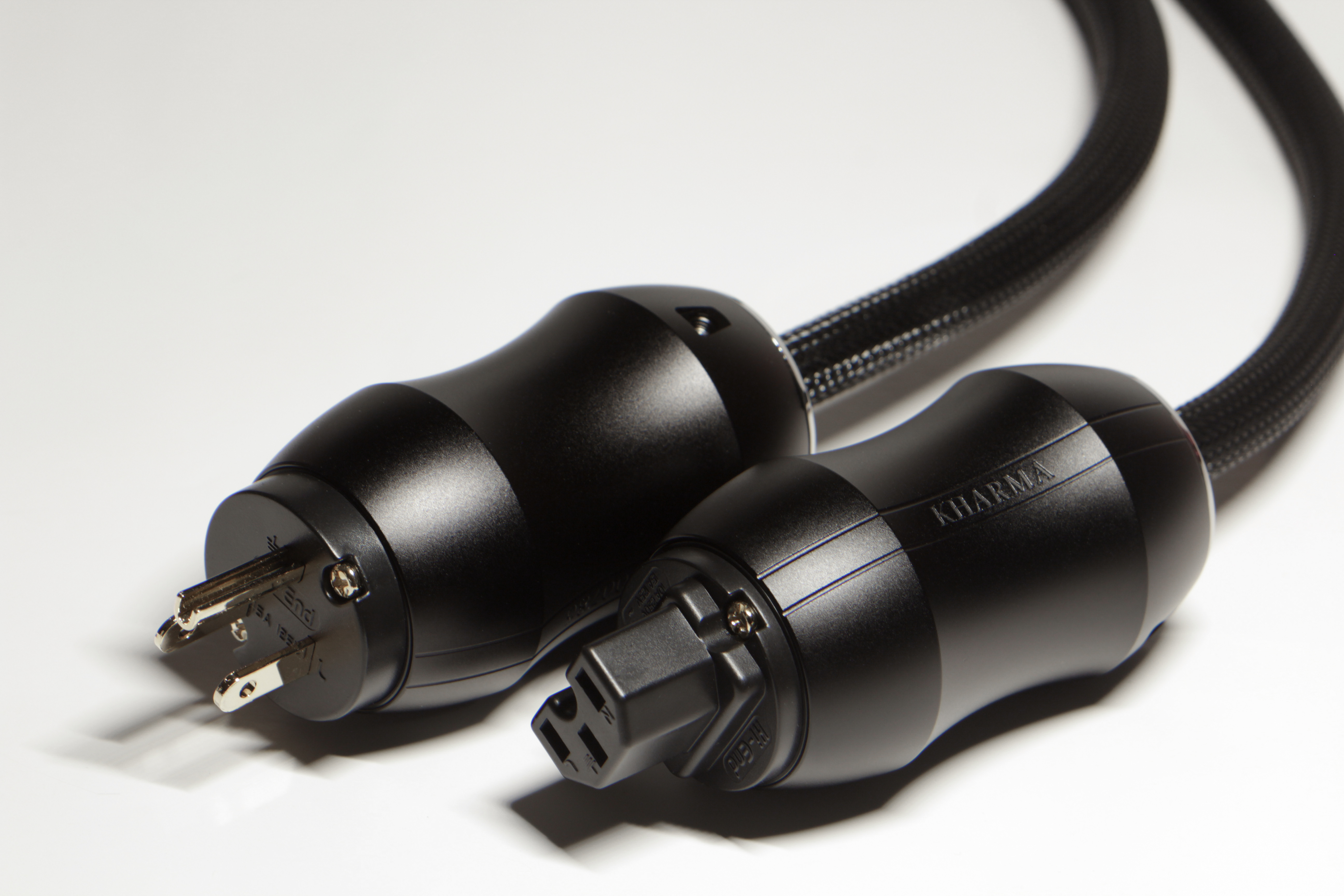 Kharma Elegance KPC-EL-1.0：這定價，沒有搞錯？